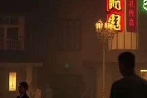 北极星旅店剧照,雪夜旅店窗内透出暖光